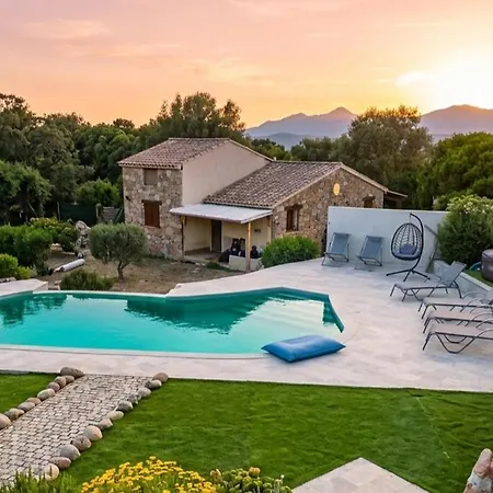 Bed & Breakfast Arghjola 3*