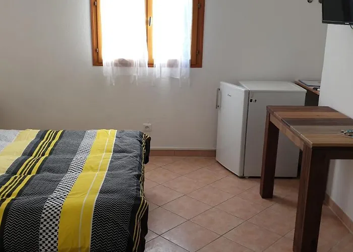 Arghjola Bed & Breakfast